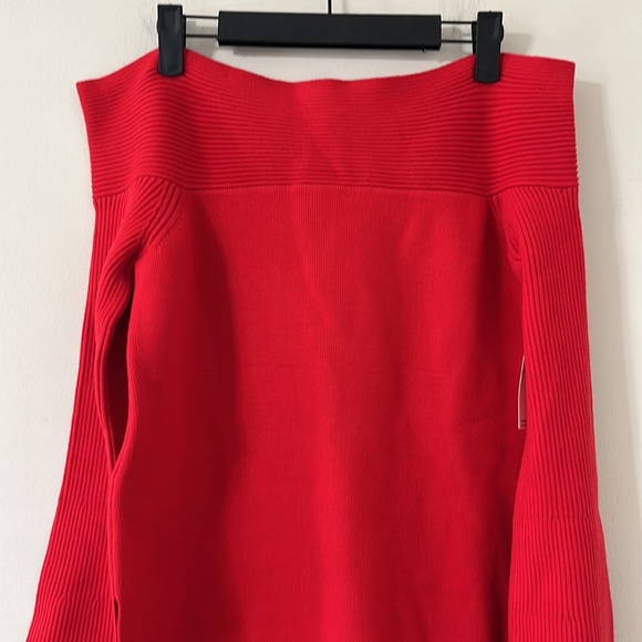 NEW Anthropologie Red Elise Ribbed Off The Shoulder Tunic Sweater Size XS - Picture 3 of 9